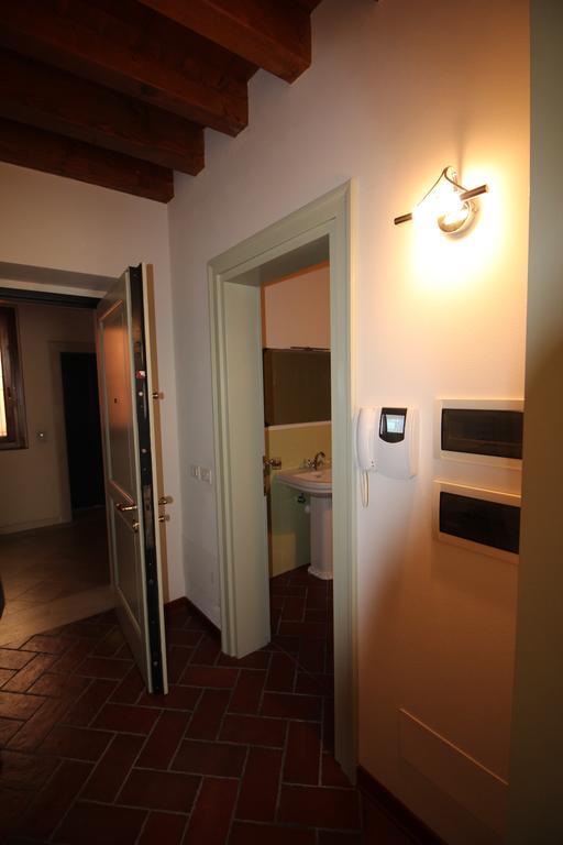 Eleganti Dimore Brescia Luaran gambar