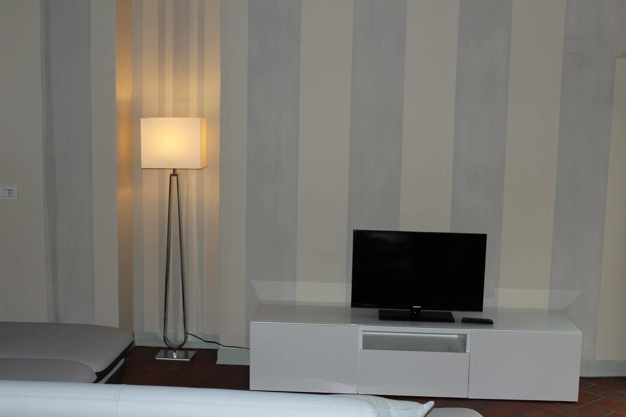Eleganti Dimore Brescia Luaran gambar