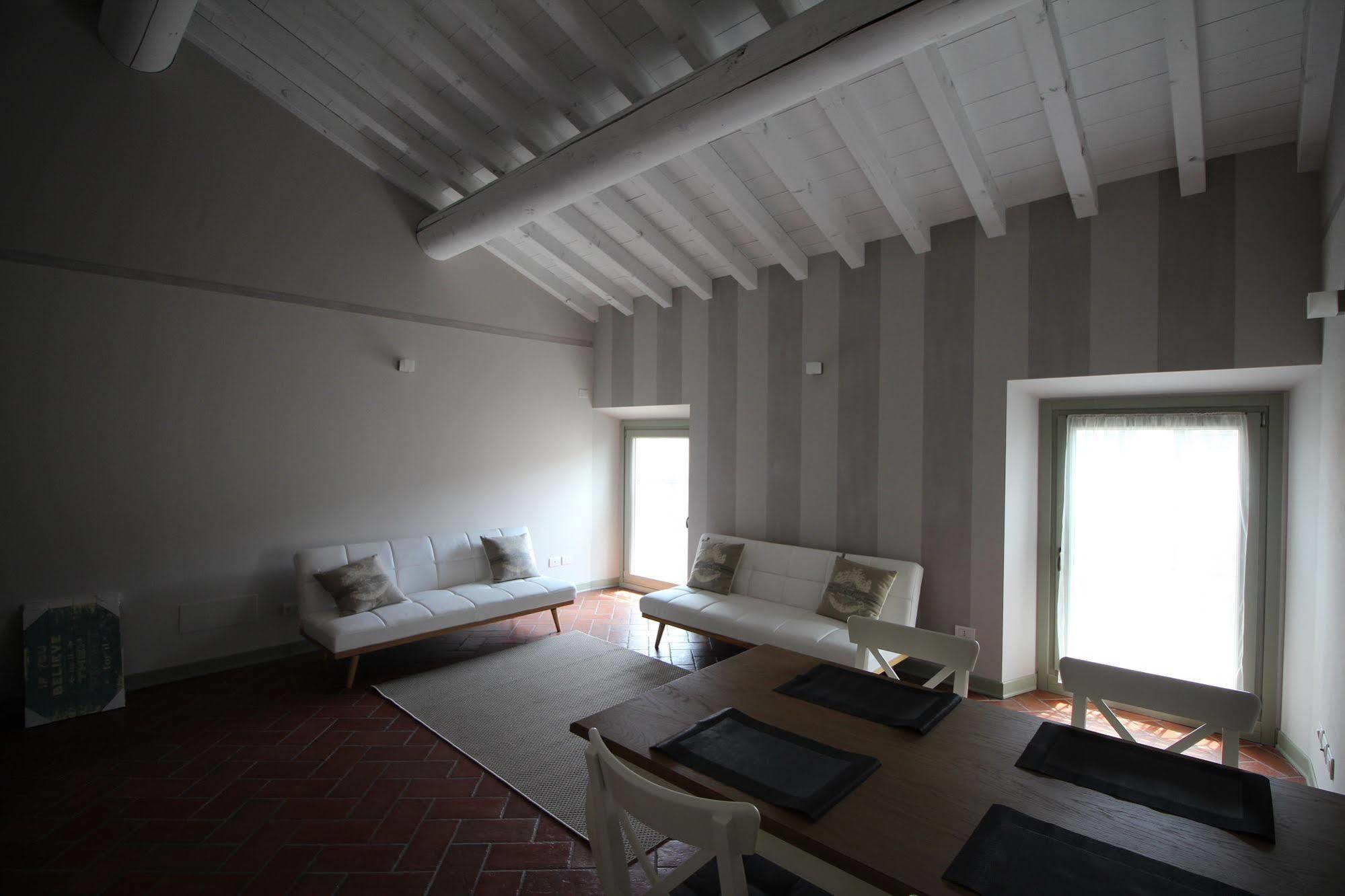 Eleganti Dimore Brescia Luaran gambar